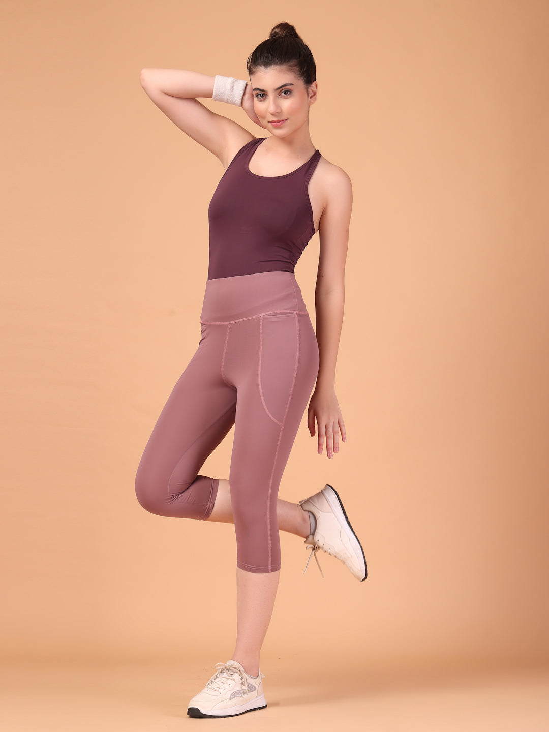 CUKOO Mauve High Waist Capri, Workout 3/4 Leggings for women with Pockets – Soft, Stretch & Anti-Chafe