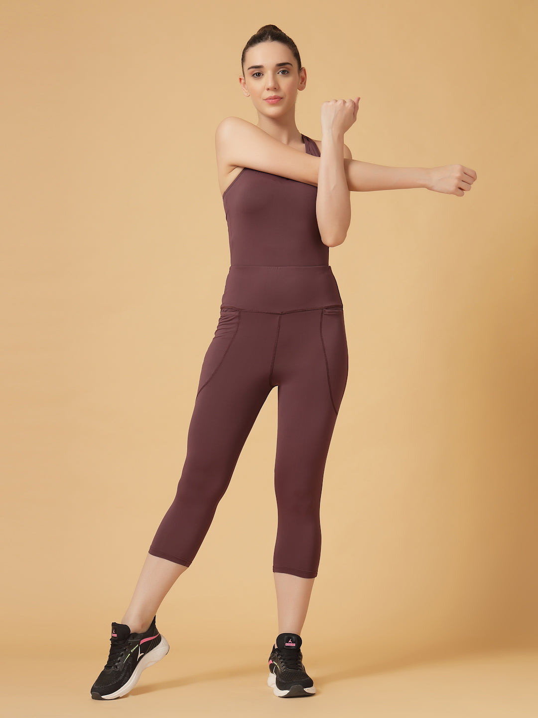 CUKOO Plum High Waist Capri, Workout 3/4 Leggings for women with Pockets – Stretch & Breathable Athleisure Pants