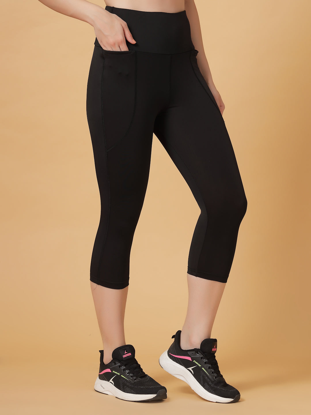 CUKOO Black High Waist Capri, Workout 3/4 Leggings for women with Pockets – Stretch & Breathable Athleisure Pants
