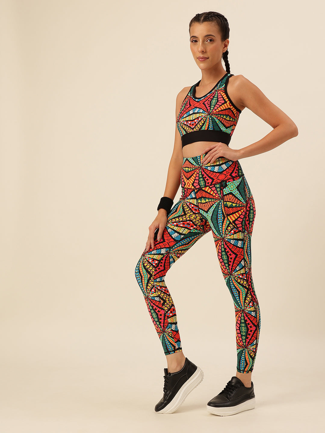 Cukoo Geometric multicolor Sports Bra and Legging Set