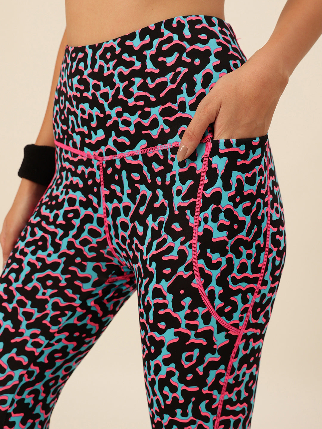 CUKOO Black Blue Abstract Print Legging/Yoga Pant