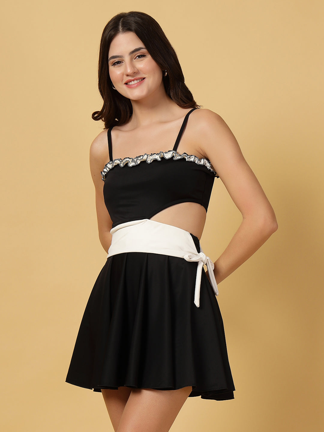 CUKOO Black & White Cut-Out One piece Swimwear