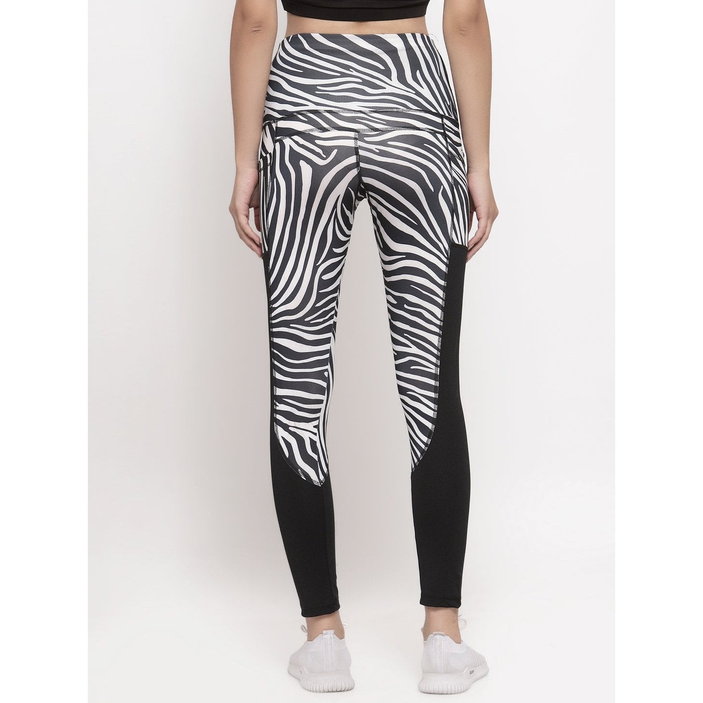Cukoo Printed Black Workout/Gym/ Yoga Track Pant for Women - Cukoo 